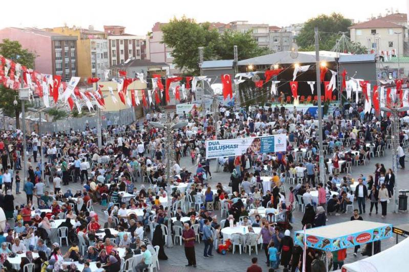 We Attended Esenler Street Iftar