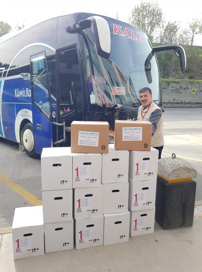 Food was sent for the second aid distribution in Kapaklı.