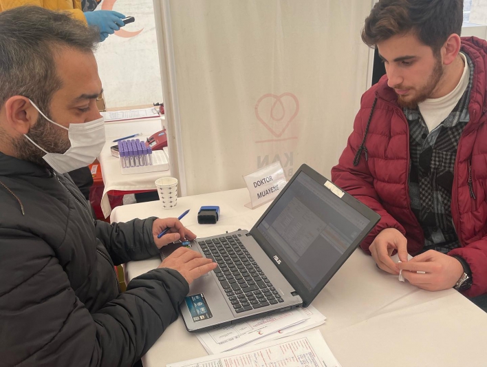 FSM volunteers donated blood to kızılay