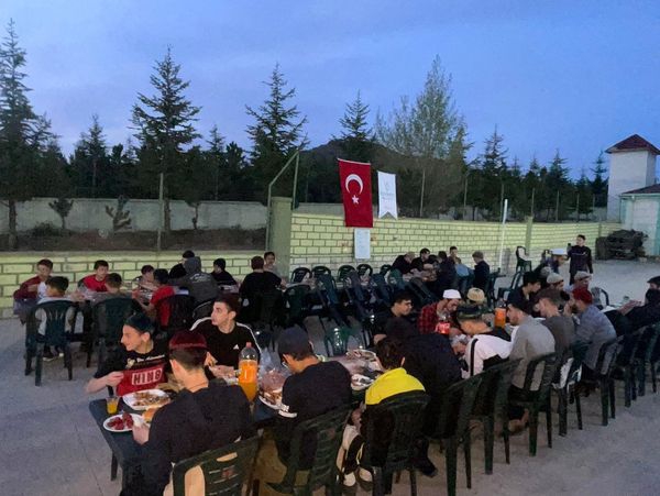 As the FSM Foundation Yozgat/Sorgun Representation, we set up an iftar table for the madrasa students every day in our Mehmet Şakir Efendi Complex.